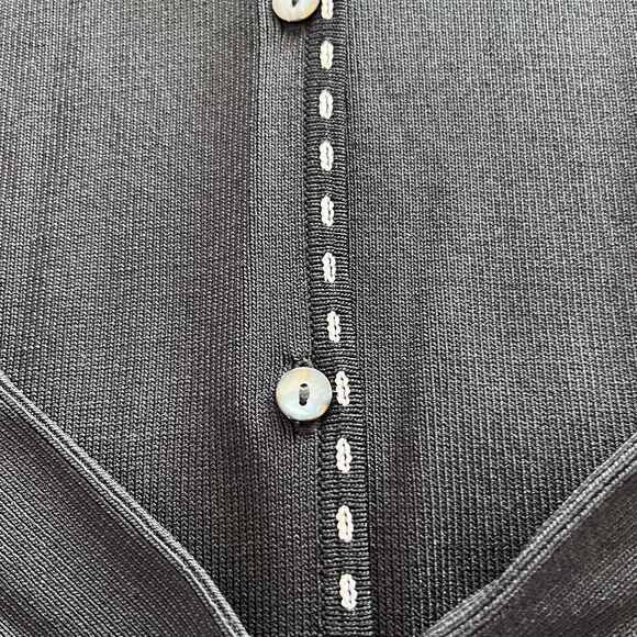 NWOT Venini Belted Long Sleeve Long Cardigan Womens SZ Medium Black Button Down - Picture 3 of 12